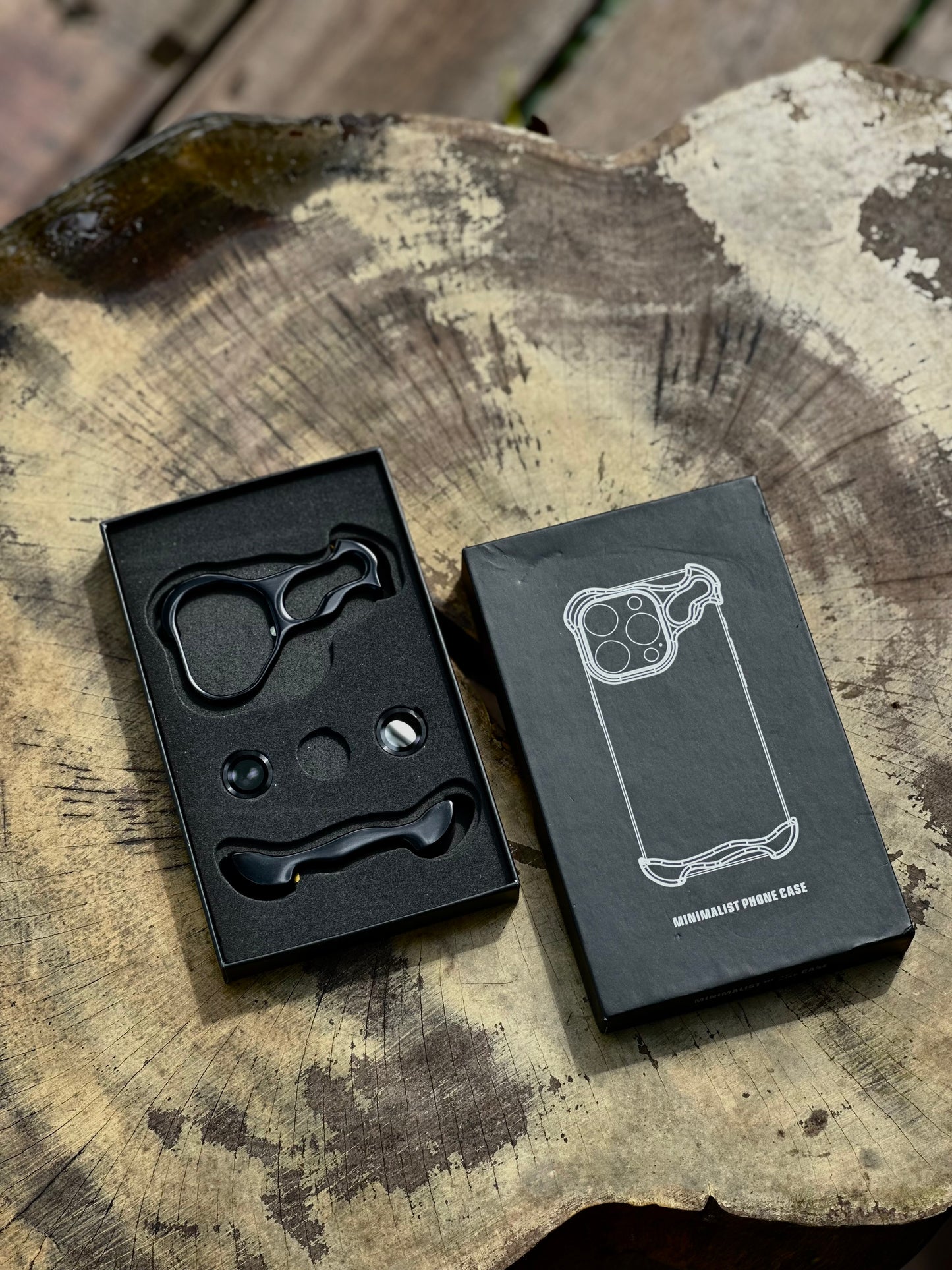 Minimalist alloy frame Black