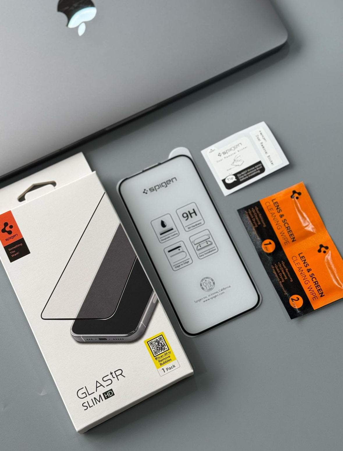 Spigen Slim Fit Screenguard