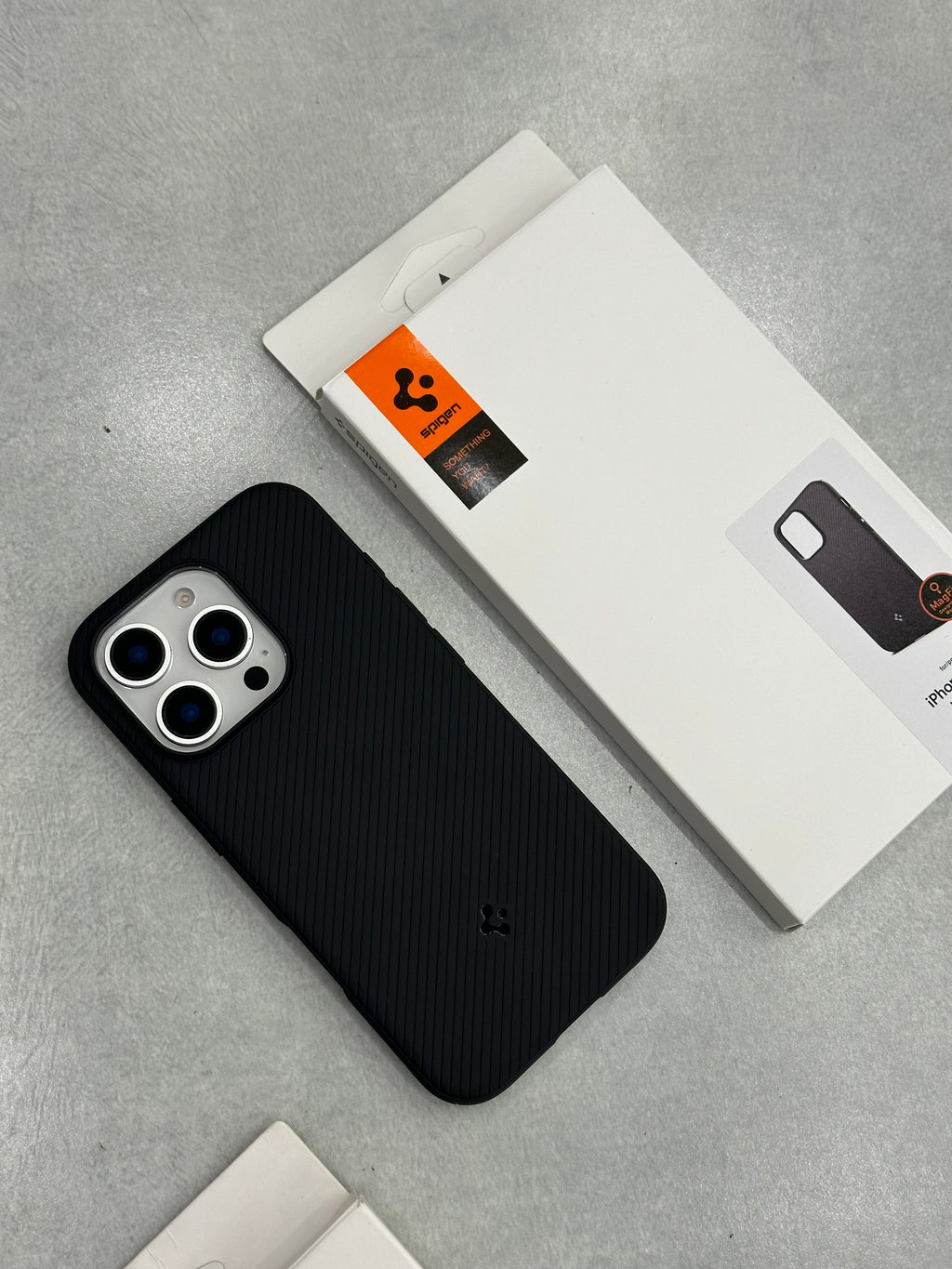 Spigen Magarmor Gen 1