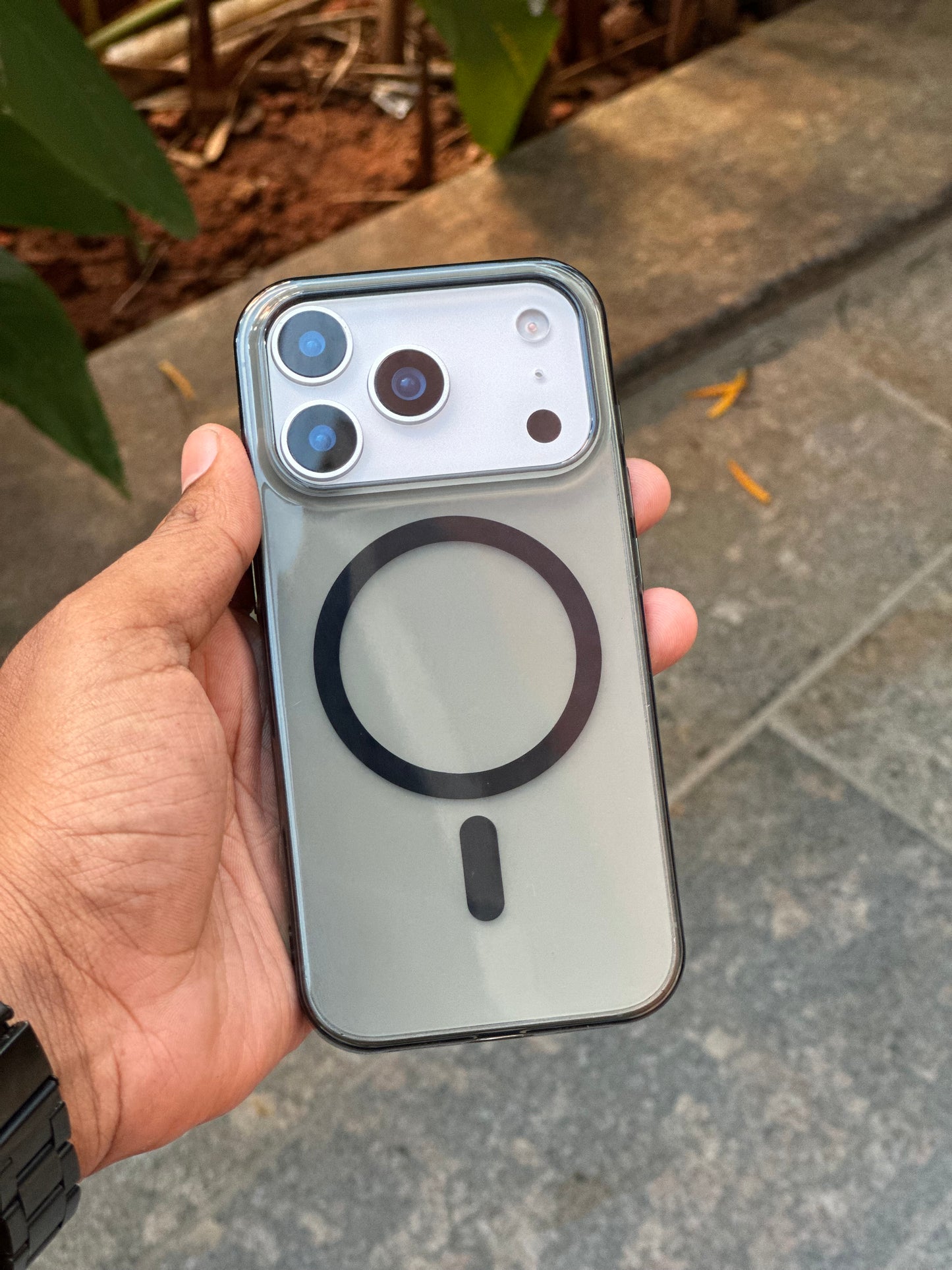 Casemark Anti Yellow Smoke Magsafe case