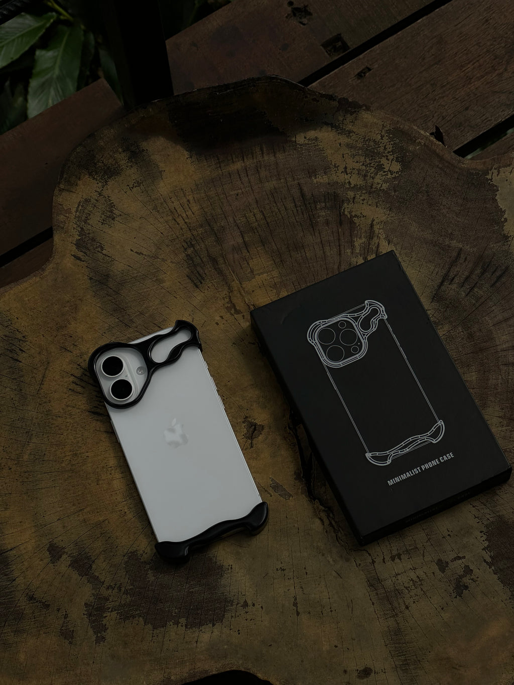 Minimalist alloy frame Black